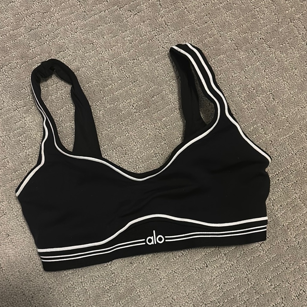 ALO Yoga Black Sports Bra with Supportive Straps